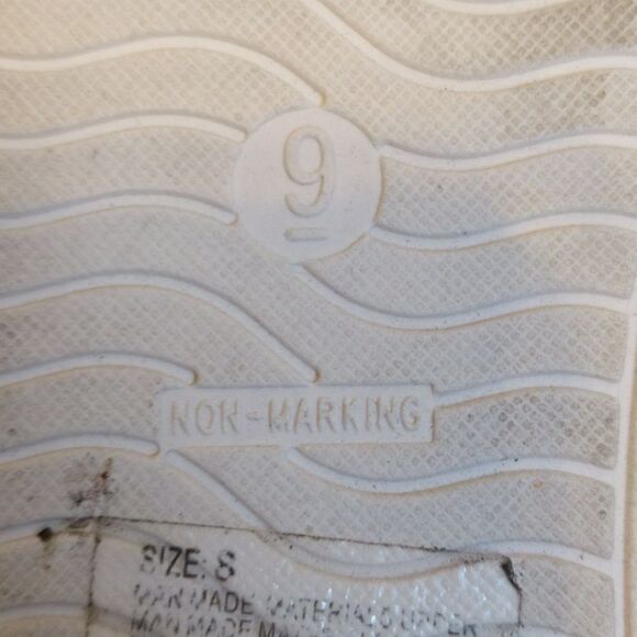 Shade & Shore flat strappy sandals warm brown upper, white sole, size 9 - Picture 5 of 6